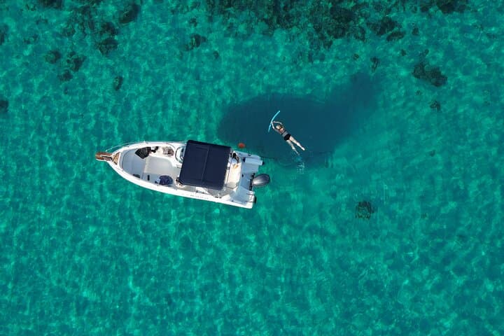 private-boat-charter-comino-gozo-blue-lagoon-malta photo 3