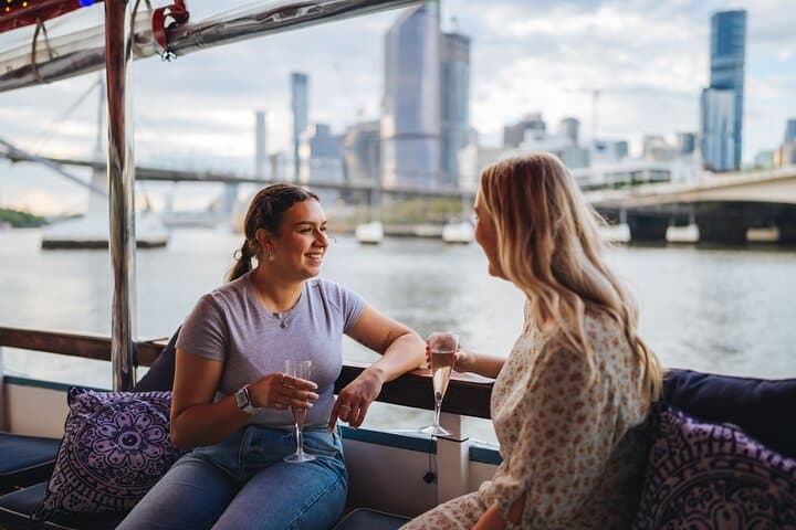 Brisbane River Cruise: Story Bridge, Kangaroo Point Cliffs & South Bank in 90 Minutes photo 3