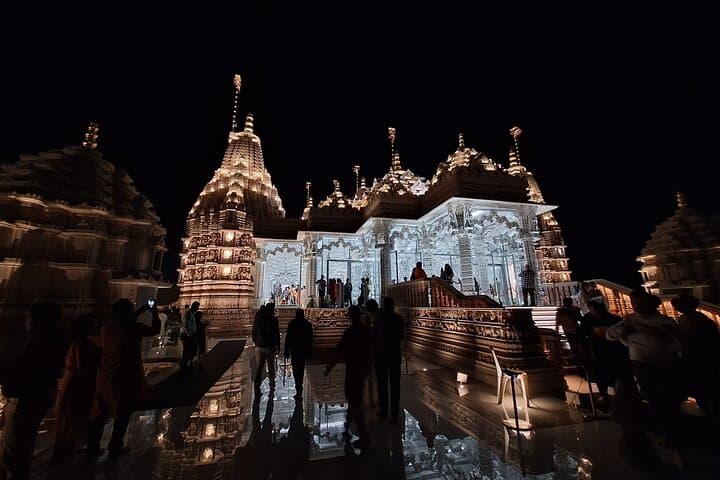 Inside Abu Dhabi’s BAPS Hindu Mandir: A Guided Cultural Tour photo 3