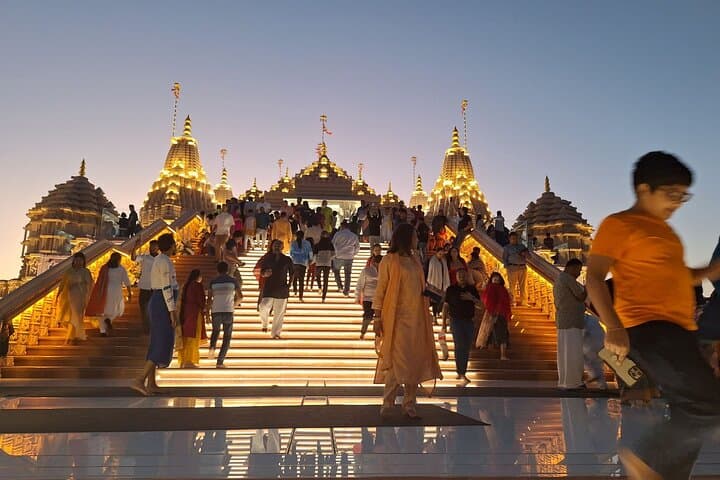 Inside Abu Dhabi’s BAPS Hindu Mandir: A Guided Cultural Tour photo 4