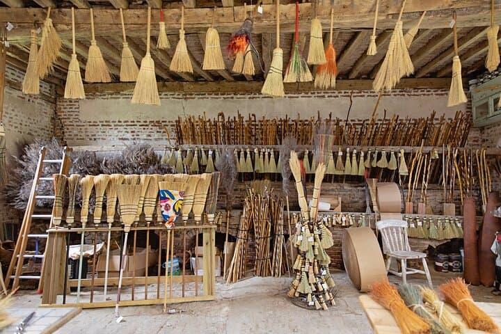 Straw Fly Swatter Workshop in Normandy — Make Your Own at La Balaiterie photo 6