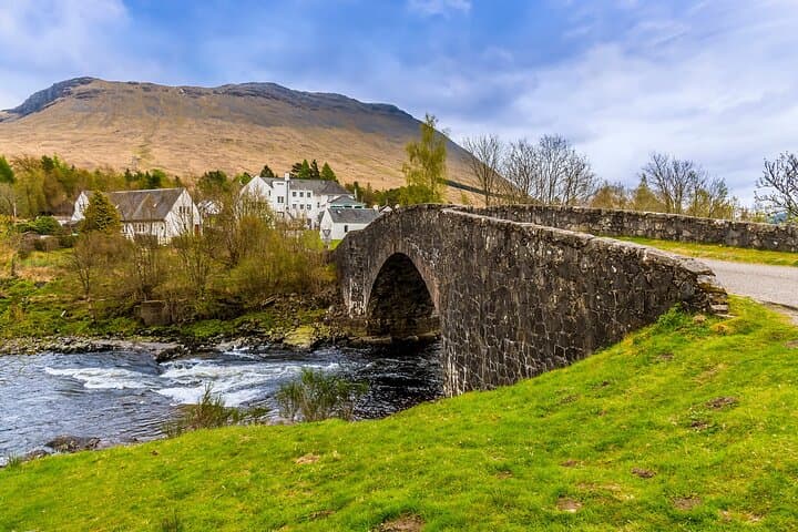 Glencoe & Loch Lomond Private Day Tour from Glasgow: Rannoch Moor, Castles and Coastal Drives photo 4