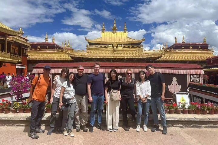 6-Day Lhasa, Gyantse & Shigatse Cultural Tour — Potala Palace to Tashilhunpo