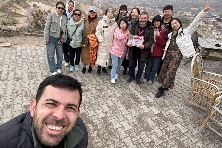 Cappadocia Red Tour: Full-Day Red Route to Zelve, Paşabağ, Uchisar & Avanos
