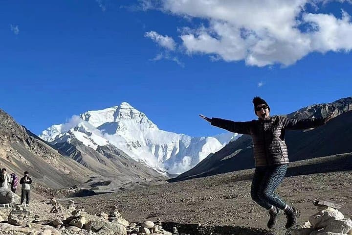 8-Day Lhasa to Everest Base Camp: Cultural High Passes and Himalayan Sunsets