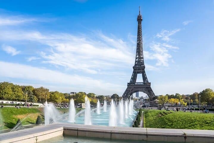Paris Insider Small-Group Tour with Seine Sightseeing Cruise photo 6