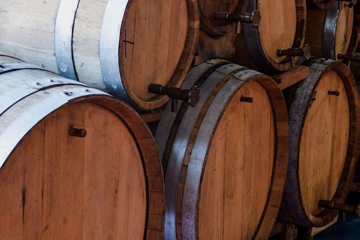Blue Eye & Lekuresi Castle: Saranda Day Tour with Traditional Albanian Wine Tasting photo 2