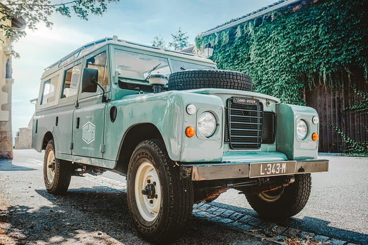 Half-Day Mâconnais Wine & Food Tour in a Vintage Defender photo 2