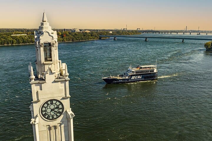 Montreal Evening DJ Cruise on the St. Lawrence — Sunset Drinks & Dancing
