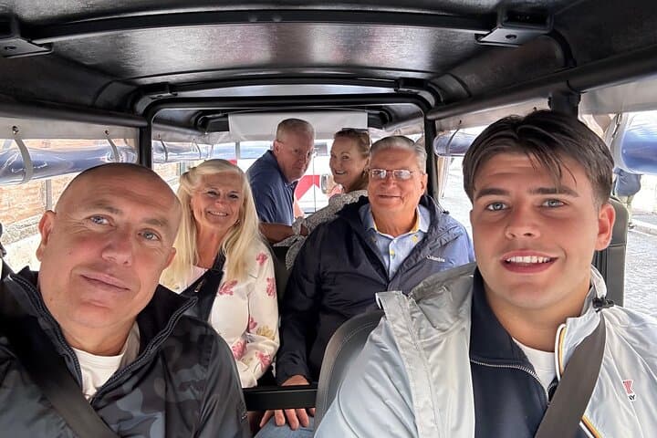 Golf Cart VIP Tour of Rome: Private 3- or 5‑Hour Driving & Guided Experience photo 2