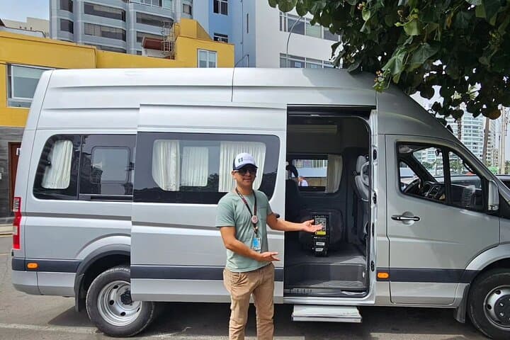 Lima Birdwatching & Landscaping Tour: El Olivar to Miraflores Cliffs photo 6