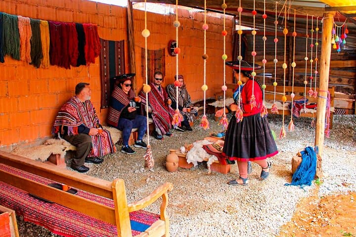 Sacred Valley, Moray & Machu Picchu: 2-Day Andean Textile and Archaeology Tour photo 4
