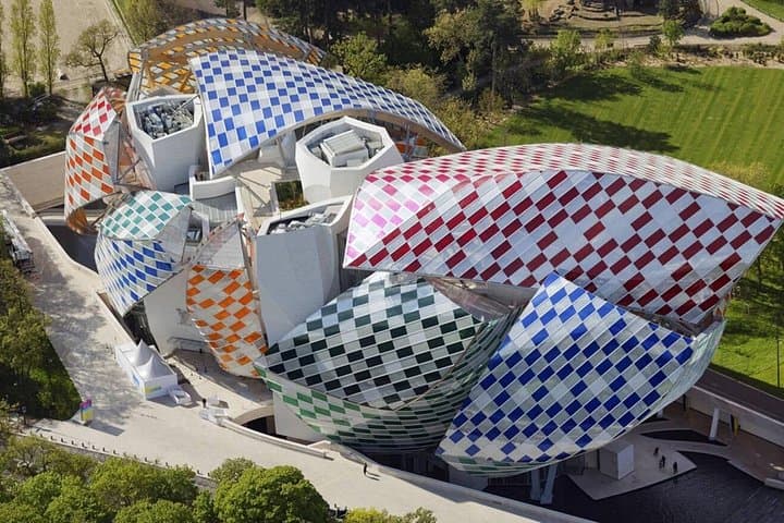Vintage Sidecar Transfer to Fondation Louis Vuitton: Paris Museum Combo
