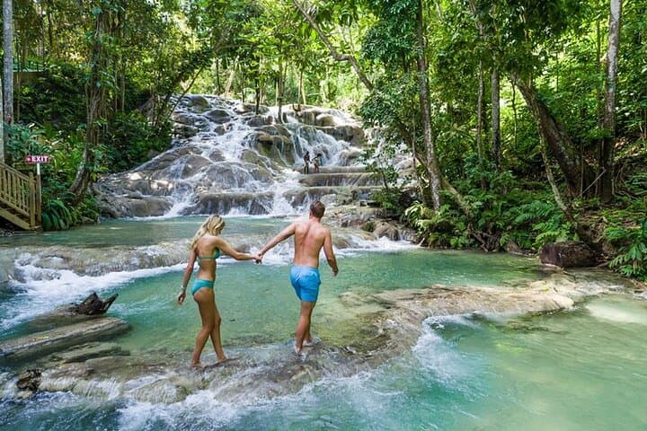 Blue Hole & Dunn’s River Falls Guided Tour — Ocho Rios Waterfall Adventure photo 5