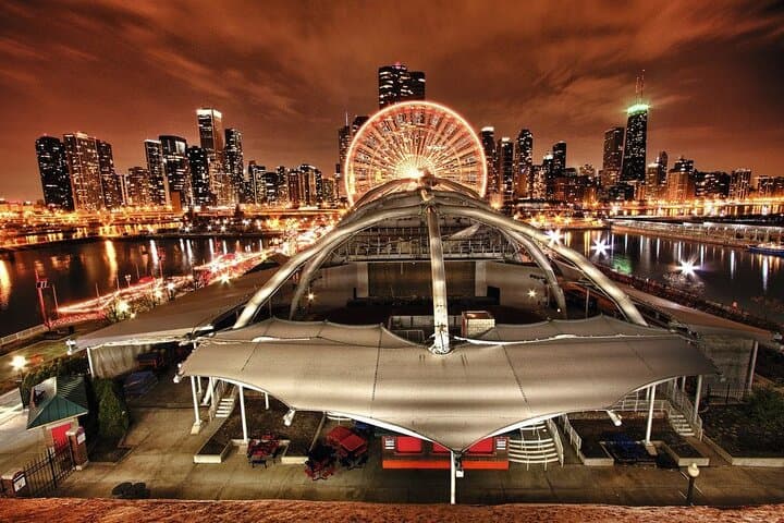 Chicago Luxury Sedan Sightseeing: Private 2–4 Hour Downtown Charter photo 5