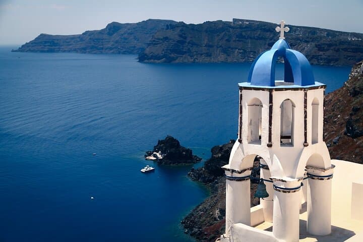 Best of Santorini: Private Caldera Tour and Wine Tasting in Oia and Fira photo 5