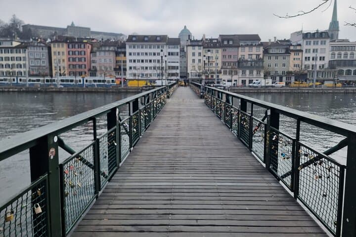 Zurich Old Town Audio Detective Rally — Private Puzzle Walk photo 3