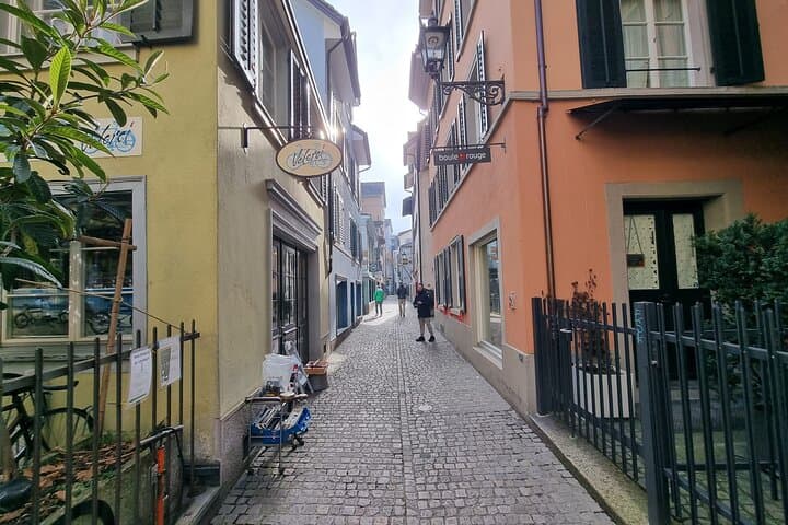 Zurich Old Town Audio Detective Rally — Private Puzzle Walk photo 5