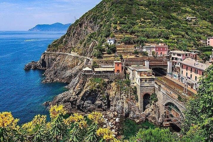 Cinque Terre VIP Day Trip from Florence — Small-Group Tour to Manarola, Vernazza & Monterosso photo 3