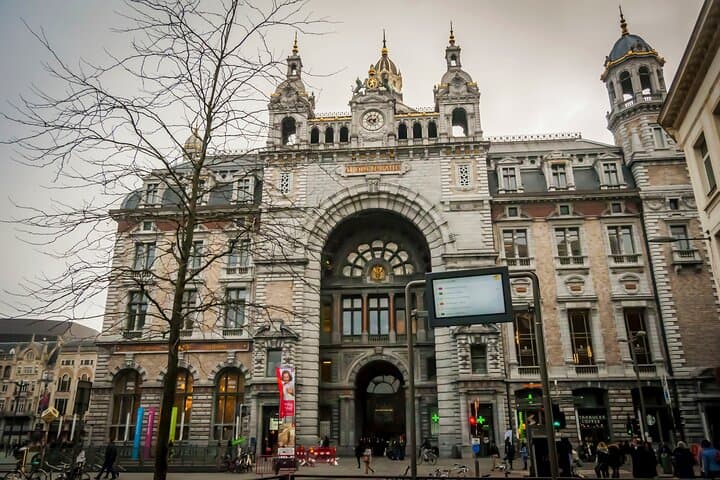 Self-Guided Antwerp City Center GPS Audio Walk — 4.8 km Historic Route photo 2