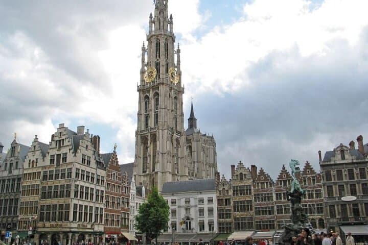 Self-Guided Antwerp City Center GPS Audio Walk — 4.8 km Historic Route photo 5