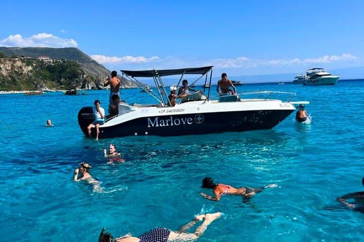 Private Boat Trip on the Coast of the Gods: Capo Vaticano & Grotticelle Swim Tour