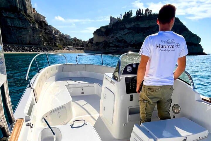 Private Boat Trip on the Coast of the Gods: Capo Vaticano & Grotticelle Swim Tour photo 6
