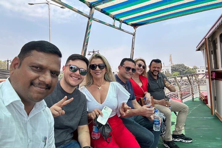 Mumbai Sightseeing & Elephanta Caves: Full-Day Private Tour Guide photo 5