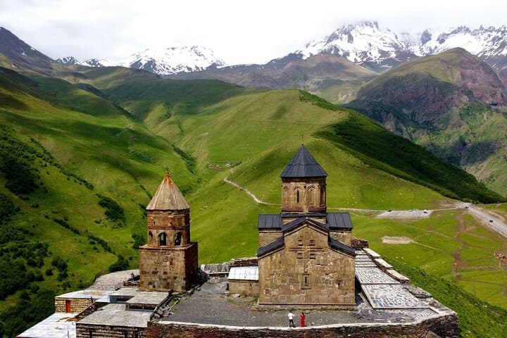 Kutaisi to Kazbeki & Gudauri: Full-Day Private Tour to Gergeti Church and Ananuri photo 3