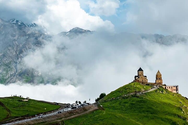 Kutaisi to Kazbeki & Gudauri: Full-Day Private Tour to Gergeti Church and Ananuri photo 2
