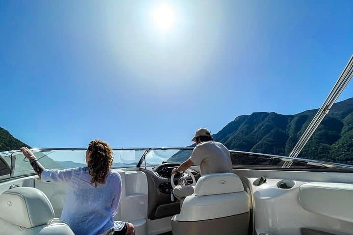 Private Speedboat Tour on Lake Como: 1–4 Hour Guided Cruise from Argegno photo 5