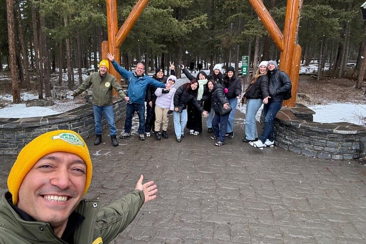 Exploring Banff National Park: Lake Louise & Moraine Lake Day Tour from Calgary photo 4