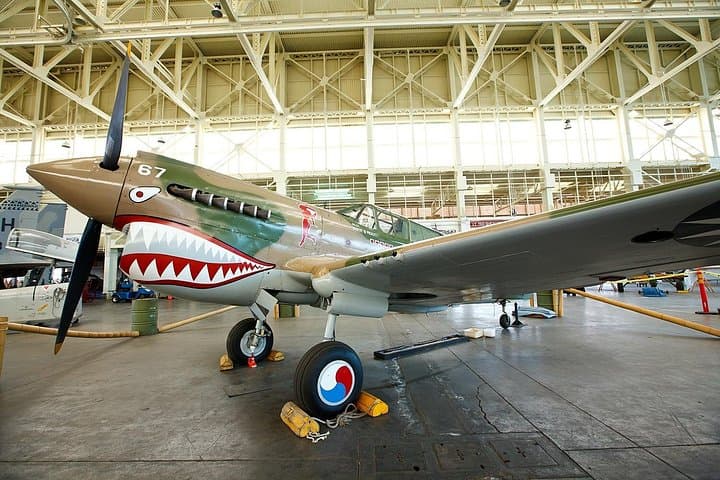 Inter-Island Pearl Harbor Day Trip from Kauai: WWII Heroes Tour photo 4