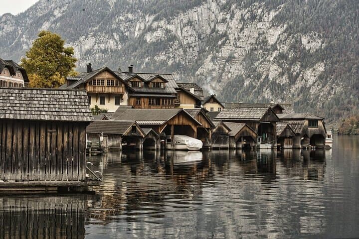 Hallstatt Private Family Walking Tour — 2-Hour Lakeside & Heritage Walk photo 4