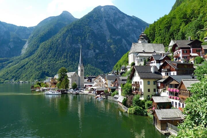 Hallstatt Private Family Walking Tour — 2-Hour Lakeside & Heritage Walk photo 5