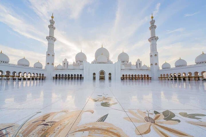 Full-Day Private Abu Dhabi Tour with Sheikh Zayed Mosque & Ferrari World Entry photo 6