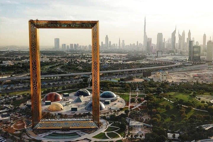 Morning Dubai City Tour: Palm Jumeirah, Marina & Burj Khalifa Photo Stops photo 2