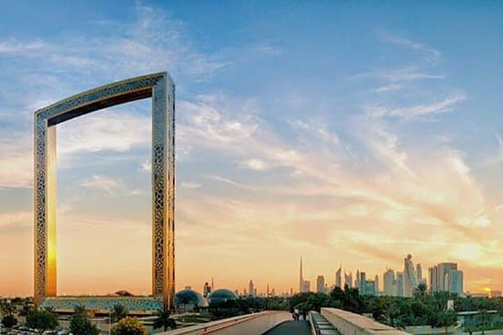 Morning Dubai City Tour: Palm Jumeirah, Marina & Burj Khalifa Photo Stops photo 3