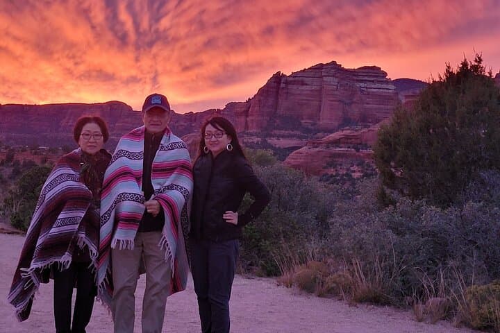 Sedona Scenic Sunset Tour: Semi-Private Red Rocks Photo & Sunset Viewing photo 2