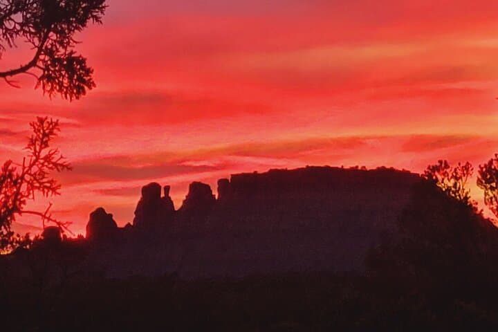 Sedona Scenic Sunset Tour: Semi-Private Red Rocks Photo & Sunset Viewing photo 5