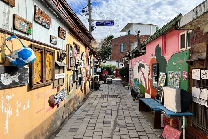 Gwangju Private City Tour — Explore May 18 Square, ACC & Local Markets photo 5