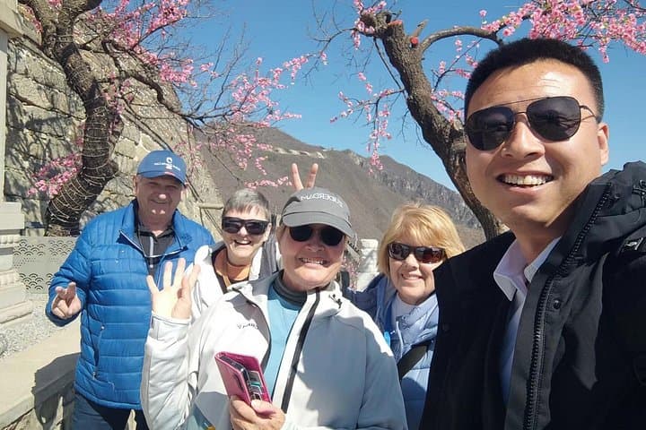 Mutianyu Great Wall & Ming Tombs Day Tour — Cable Car, Toboggan and Sacred Way photo 1