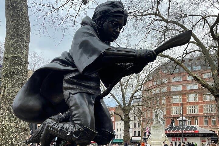Harry Potter London: Self-Guided Audio Walking Tour from Westminster to Piccadilly photo 3