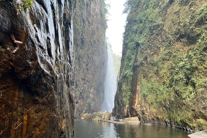 Sapa Motorbike Tour to Dragon Waterfall and Hidden Village — Off‑Road Rice Terraces & Ethnic Markets photo 2