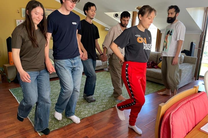 Halay at Home: Traditional Turkish Wedding Dance Workshop in Istanbul photo 4