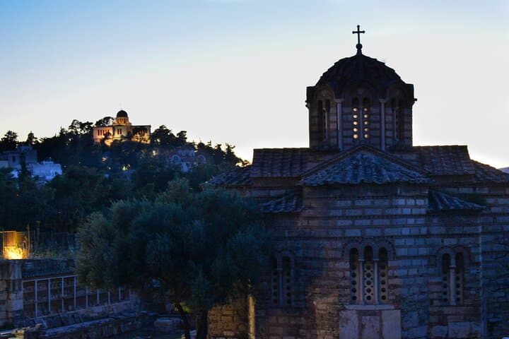 Athens at Night Walking Tour with Dinner: Illuminated Sights & Local Taverna photo 3