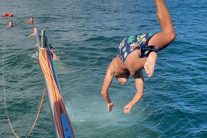 Private Catamaran Cruise from Belém: 4-Hour Lisbon Tour with Swim Stops photo 6