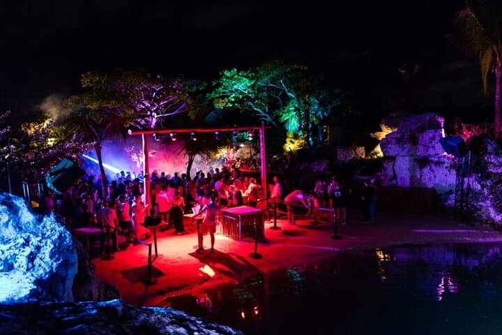 Punta Cana Nightlife Disco Tour: Bávaro Club Crawl & VIP Bars photo 3