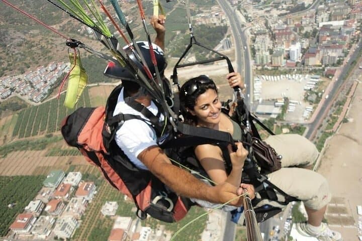 Tandem Paragliding Over Alanya: Yassı Tepe Flights Above Cleopatra Beach photo 4