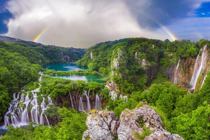 Split to Plitvice Lakes Day Transfer: Mercedes V-Class Comfort and 4-Hour Park Visit photo 6